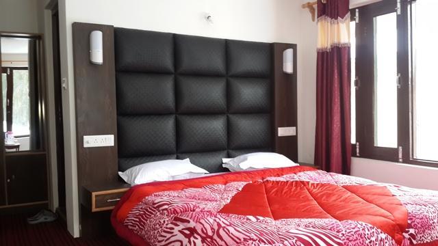 Hotel Grand Abdullah Pahalgām Екстериор снимка